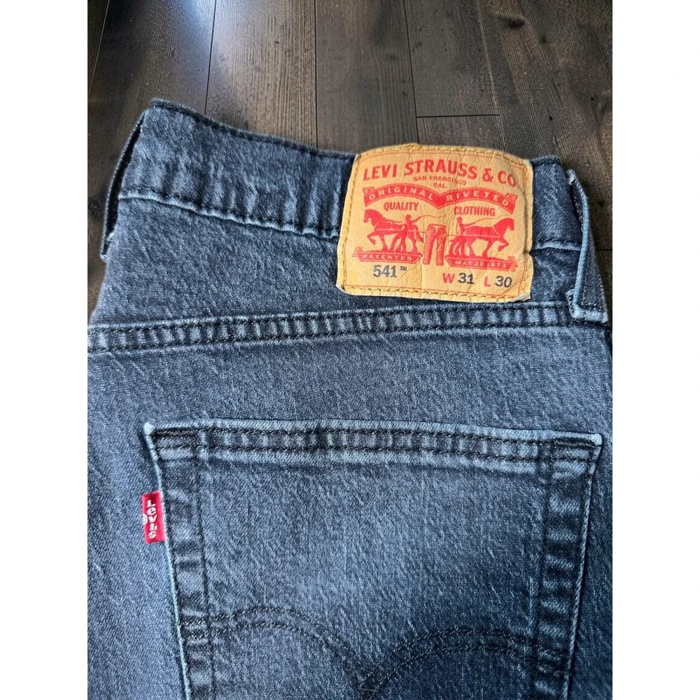 Levis 541 Athletic Taper Jeans Mens W31 L30 Charcoal Black Gray Faded Denim